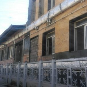 ساختمان اداری محورسازان ایران خودرو قبل از بازسازی